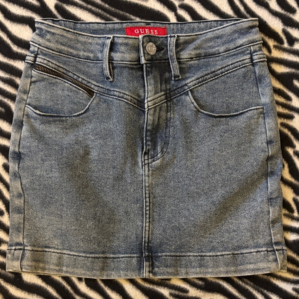 GUESS Y2K Stonewash Denim Mini Skirt